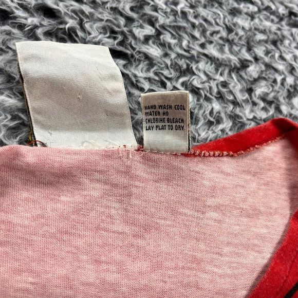 Vintage Disney Shirt Woman Medium Graphic Mickey & Co Minnie Mouse J G Hook Top - Picture 6 of 8